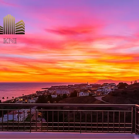 Sunstar Penthouse Exclusive & Privacy Seaview Kni 公寓